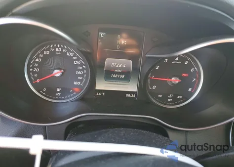 2016 Mercedes-Benz C 300 4Matic из США, поврежденный, VIN 55SWF4KB7GU099862